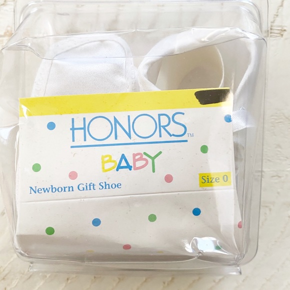 NWT Honors Baby Newborn Romper and Shoes Set - Picture 11 of 13